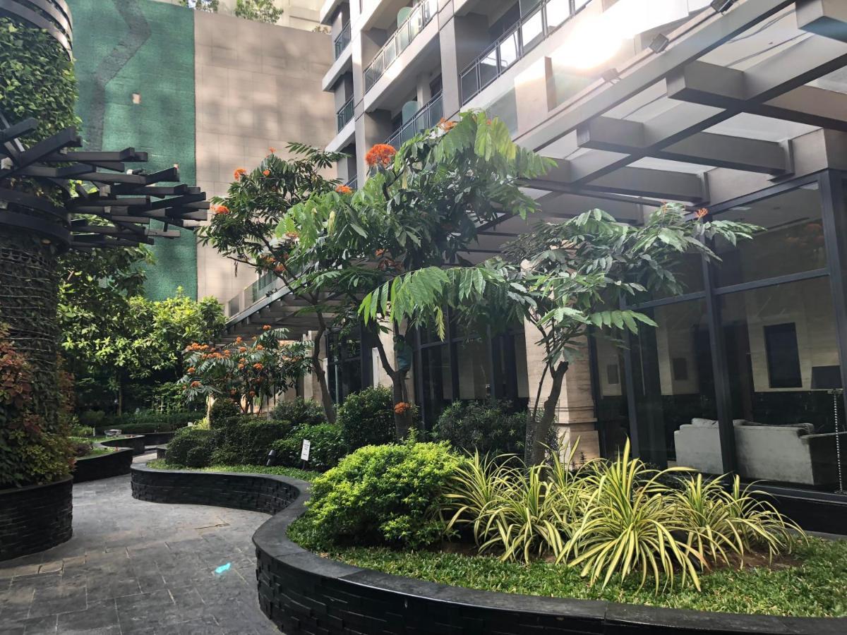 The Gramercy Residences Манила Екстериор снимка
