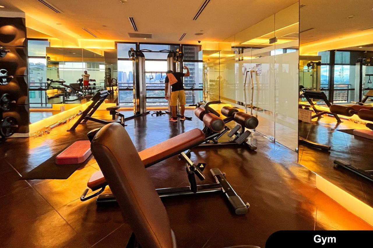 The Gramercy Residences Манила Екстериор снимка